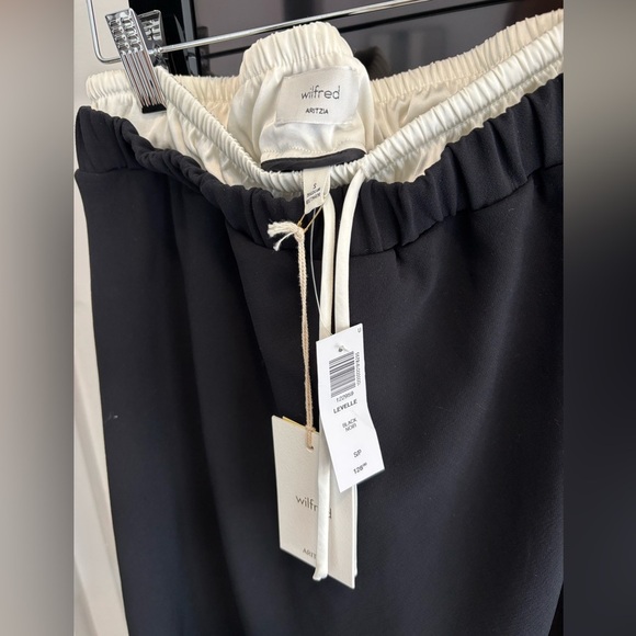 NWT Aritizia Wilfred Levelle Skirt - Picture 5 of 5